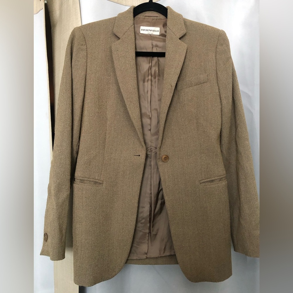 Emporio Armani Vintage -women’s blazer.  Tan, wool.  38.  Good condition